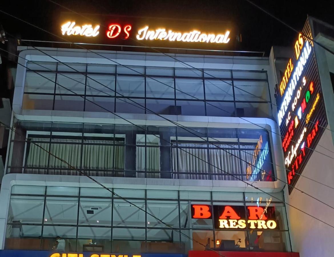Hotel Ds International Jamshedpur Esterno foto